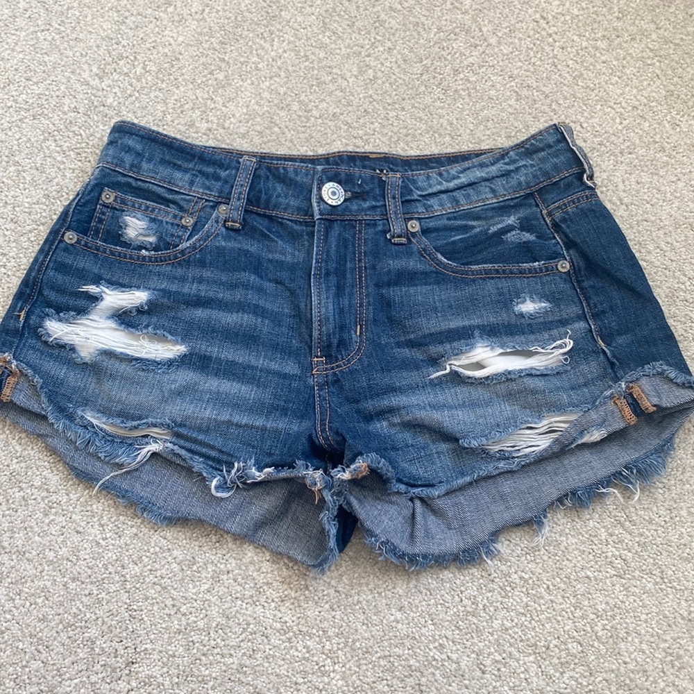 American Eagle Tomgirl Shortie. Size 2